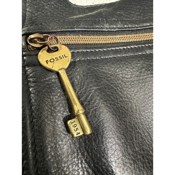 Fossil Purse Women’s Black Leather Pebble Cross-body Shoulder Bag Key Y2K VTG - Picture 3 of 16